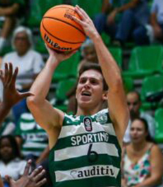 2023/24. Camisola do Basquetebol do Sporting, usada em jogo por Litos Medeiros Cardoso